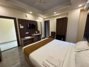 hotel jasraj inn