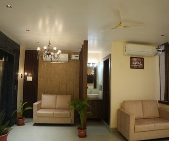 Hotel Jasraj Inn,,2 star