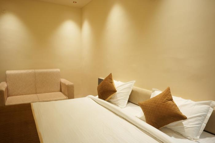 hotel jasraj inn