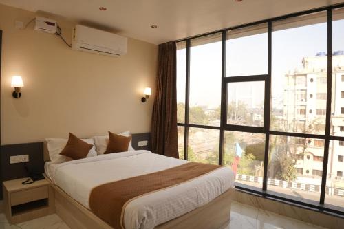 hotel jasraj inn