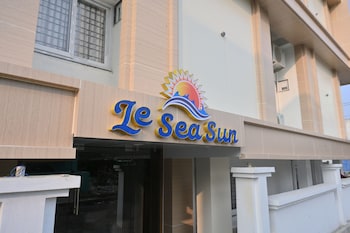 le sea sun
