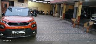 hotel edge inn jail road near railway ju