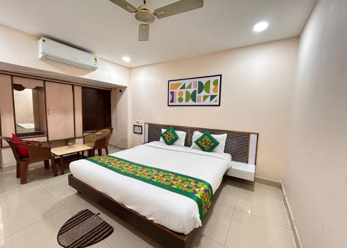 hotel edge inn jail road near railway ju