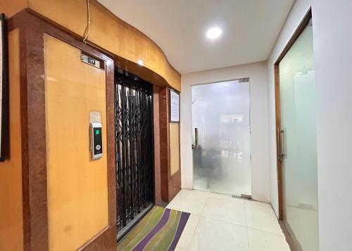 hotel edge inn jail road near railway ju