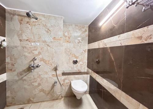 hotel edge inn jail road near railway ju