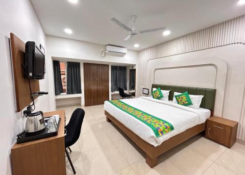 hotel edge inn jail road near railway ju
