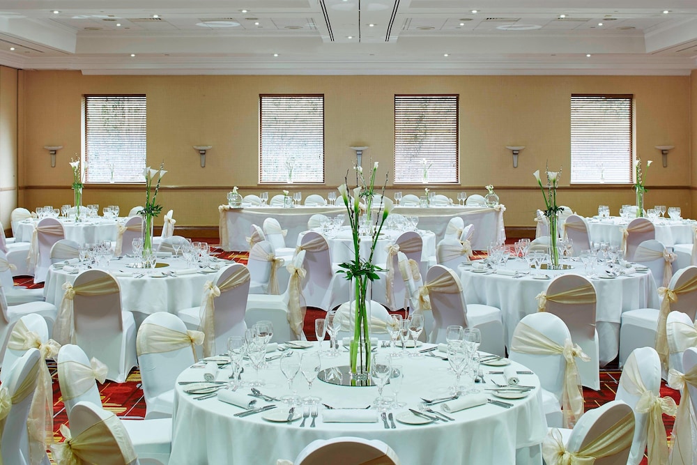 delta hotels by marriott swindon