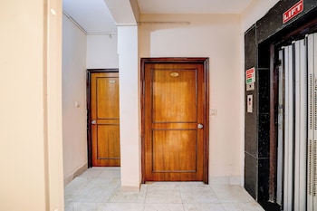 Via Gold Palace,,3 star