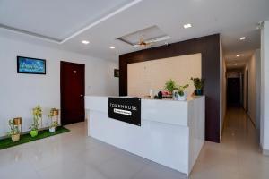 super townhouse bannerghatta hospital road formerly sri sai suites