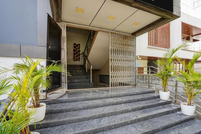 super townhouse bannerghatta hospital road formerly sri sai suites