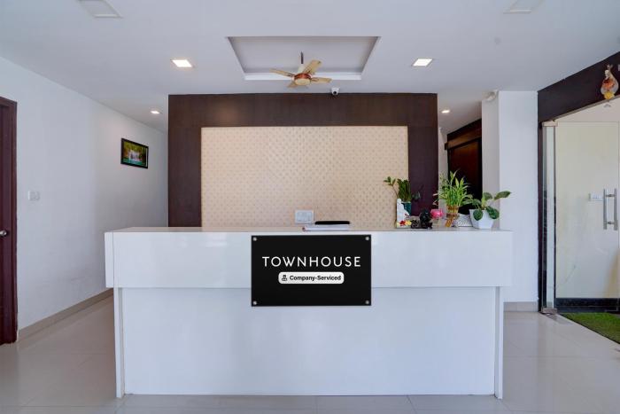 super townhouse bannerghatta hospital road formerly sri sai suites