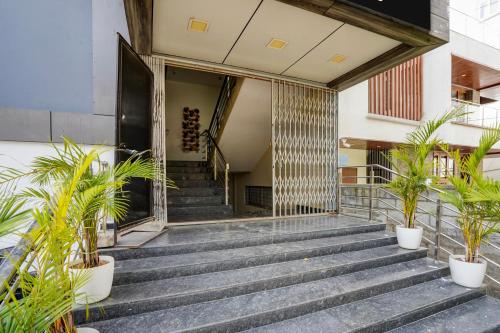 super townhouse bannerghatta hospital road formerly sri sai suites