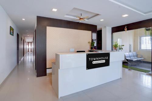 Super Townhouse Bannerghatta Hospital Road Formerly Sri Sai Suites,,4 star