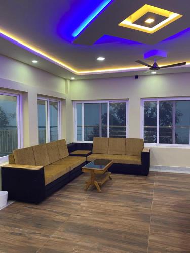 earth lounge resort