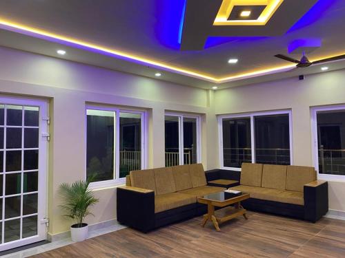 earth lounge resort