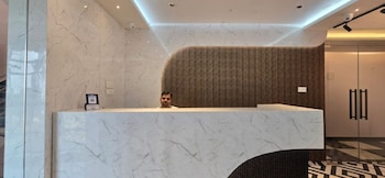 Hotel Ultimate One,,2 star