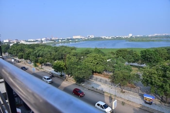 majestic lakeview