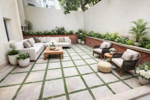 emblem arjun marg golf course road