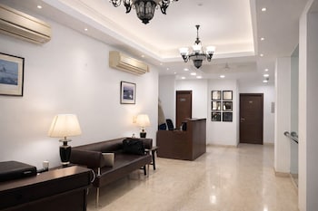 Emblem - Arjun Marg Golf Course Road,,3 star