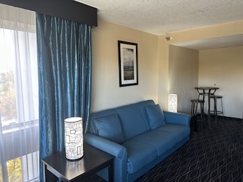 holiday inn express boise university area by ihg