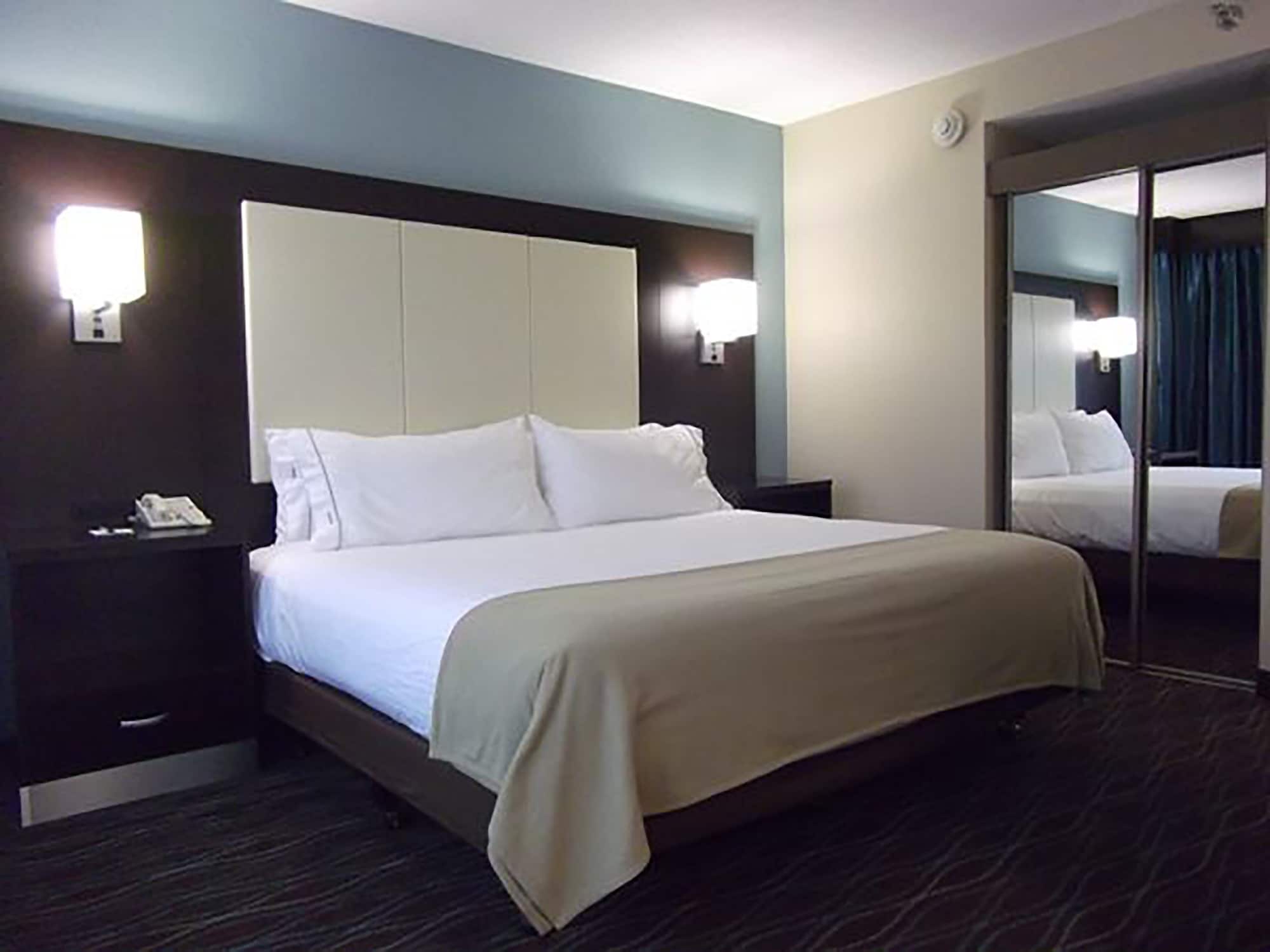 holiday inn express boise university area by ihg