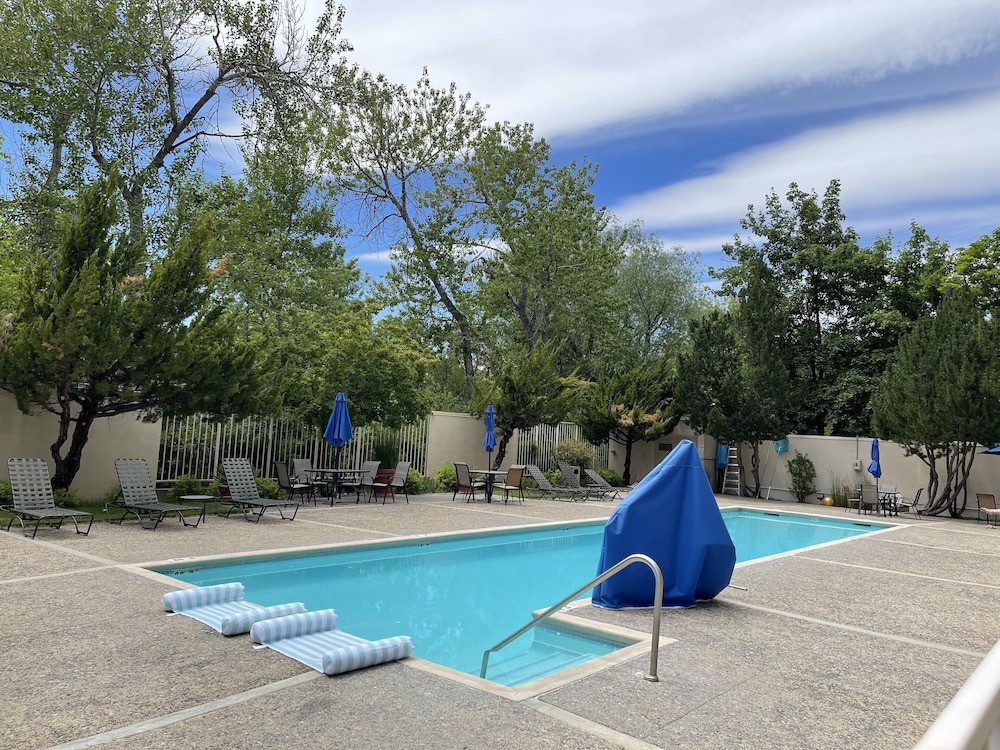 holiday inn express boise university area by ihg