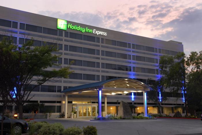 holiday inn express boise university area by ihg