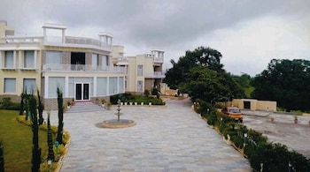 turban aarambagh resort and spa