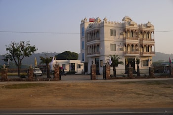 eco fort resort