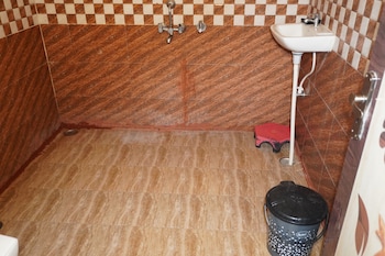 Eco Fort Resort,,3 star