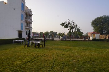 eco fort resort