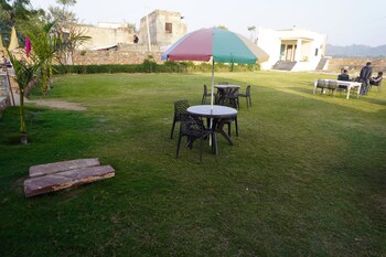 eco fort resort