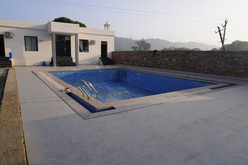 eco fort resort