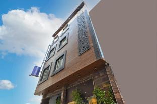 hotel rosewood suites near igi airport