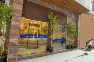 hotel rosewood suites near igi airport