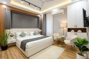 hotel rosewood suites near igi airport