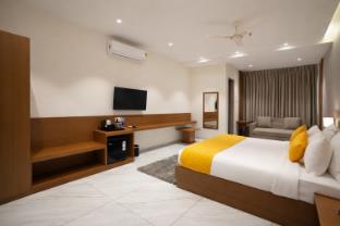 solasta stays and banquet wakad