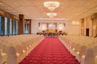 solasta stays and banquet wakad
