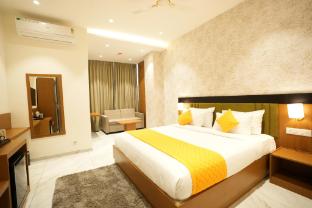 solasta stays and banquet wakad