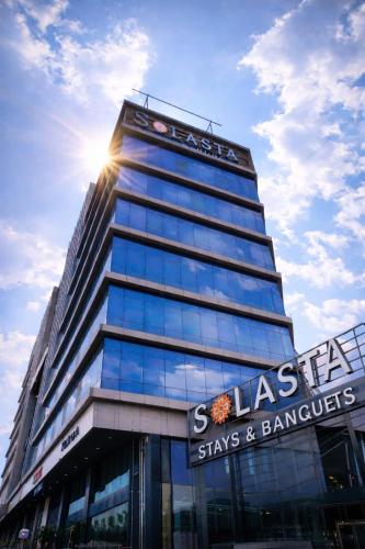 Solasta Stays And Banquet - Wakad,,3 star