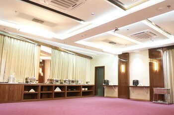 ramnaa hotel