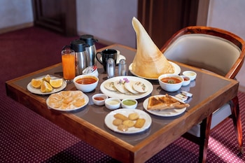 ramnaa hotel