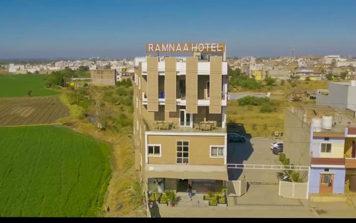ramnaa hotel