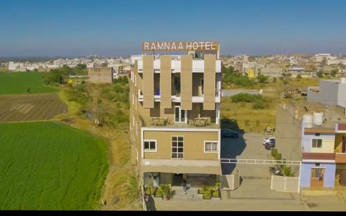 ramnaa hotel