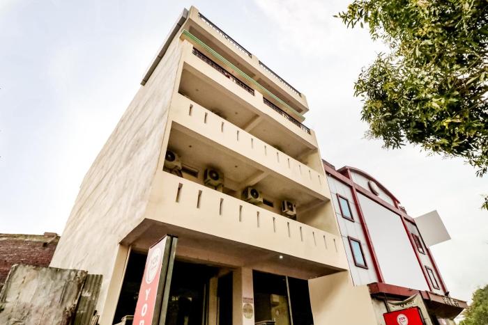 hotel o saraswati inn