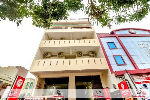 Hotel O Saraswati Inn,,4 star