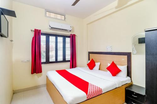 Hotel O Saraswati Inn,,4 star