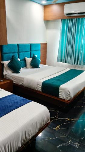 hotel new vinayak