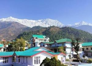 hotel country heights