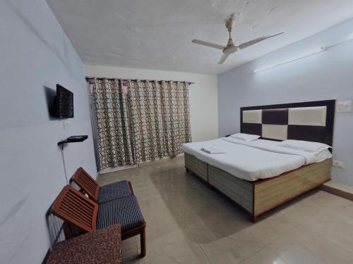 hotel country heights